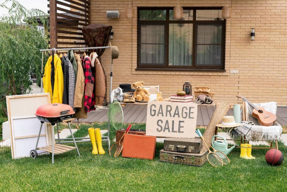 How To Have A Successful Yard Sale Gulf Winds Blog Save Spend Live